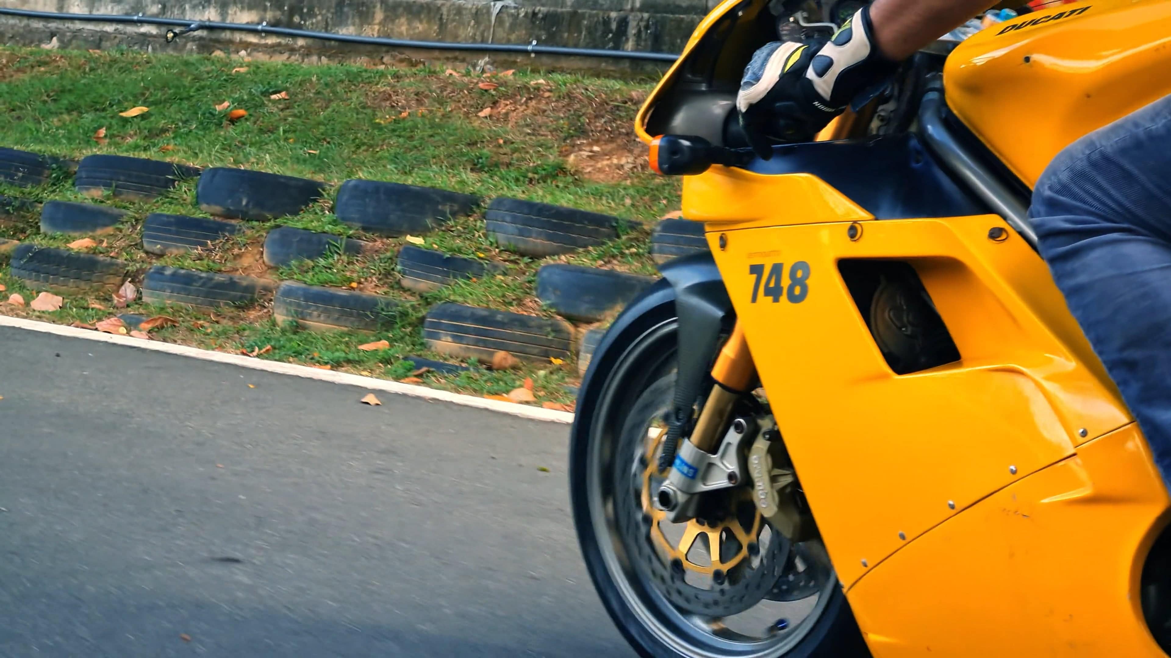 Yellow Color Ducati 748R for sale with Worldwide Shipping